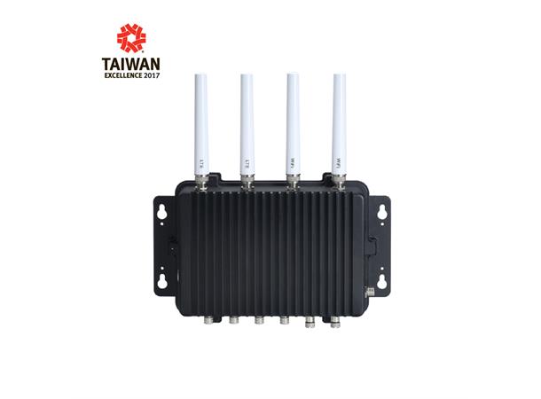 eBox800-841-FL-DC  Vanntett IP67 Axiomtek. E3845. 9-36VDC 